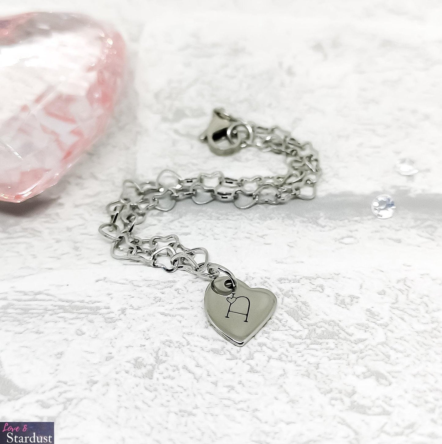 INITIAL Heart Link Bracelet