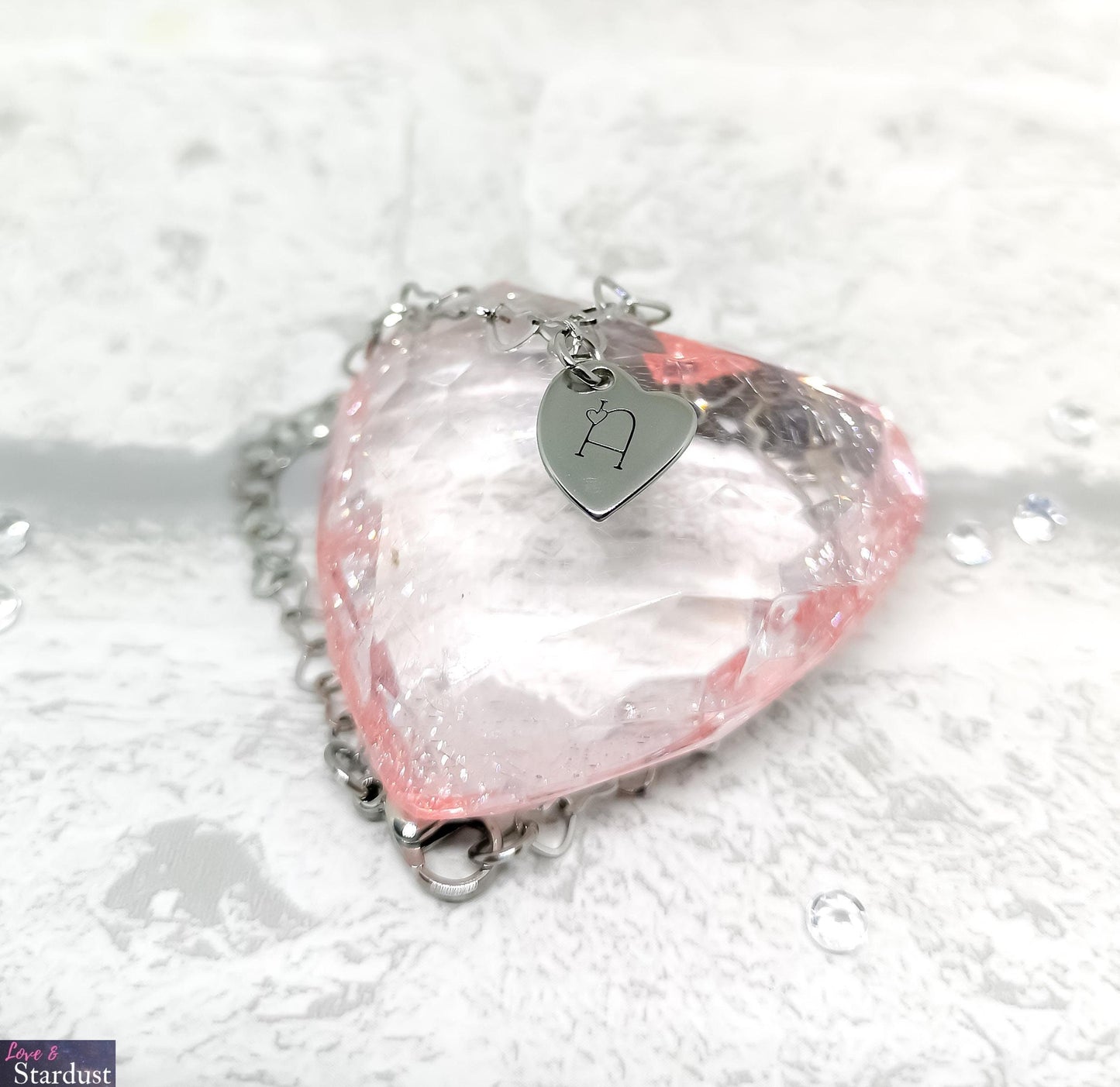 INITIAL Heart Link Bracelet