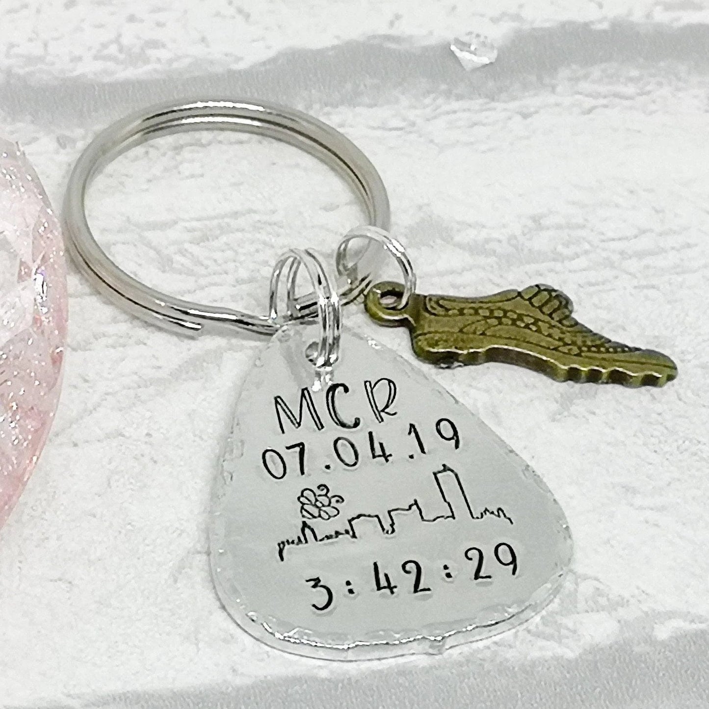 MANCHESTER MARATHON RACE TIME Personalised Keyring