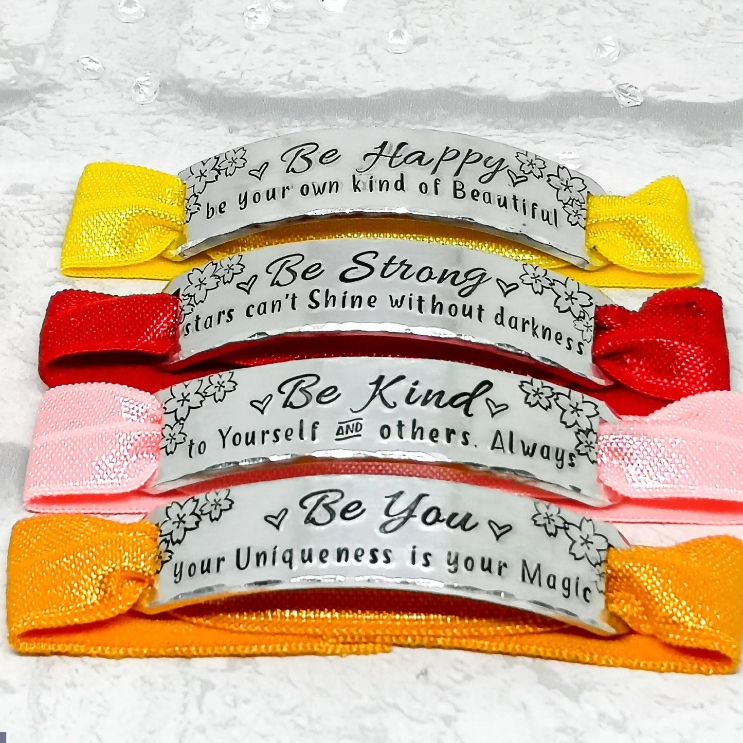 BE STRONG Comfort Fit Affirmation Bracelet