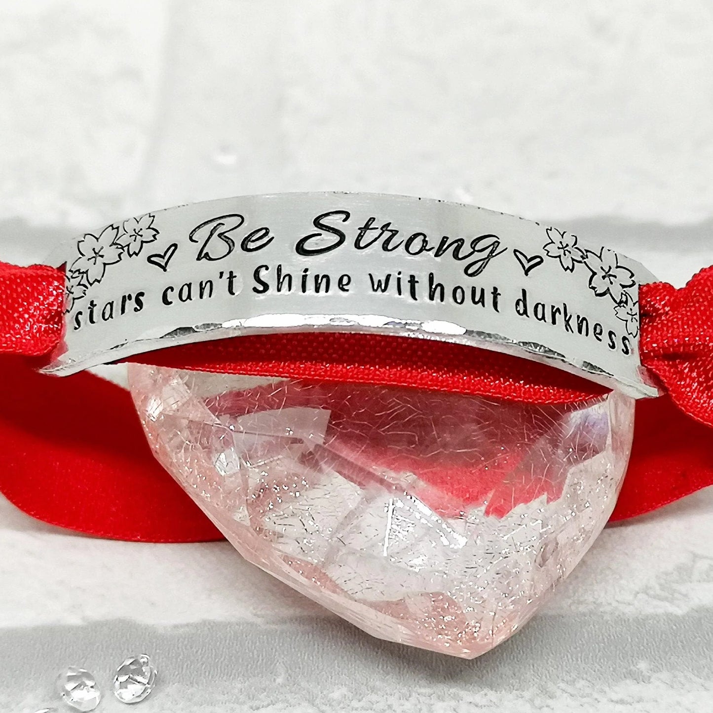 BE STRONG Comfort Fit Affirmation Bracelet