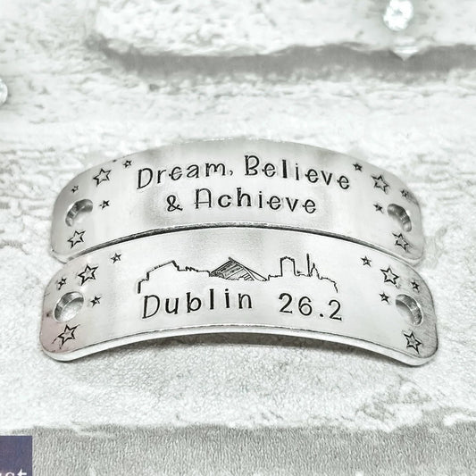 DUBLIN Skyline Trainer Tags