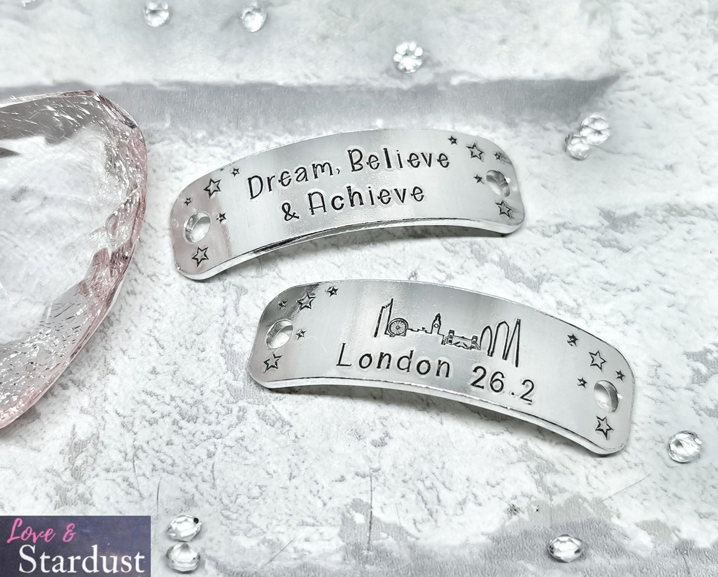 LONDON Skyline Trainer Tags